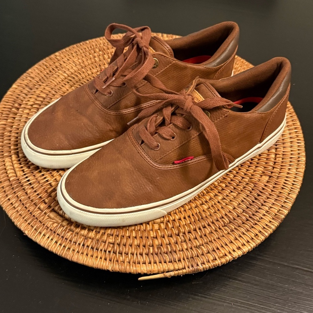 Men's Levi’s brown Casual Sneakers‎